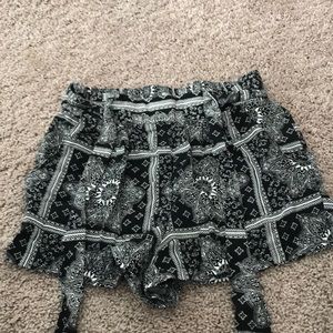 Patterned shorts